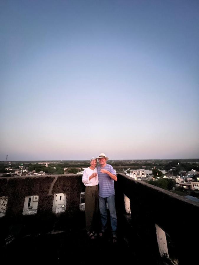 Fort Barli - A 16Th Century Castle Bagian luar foto