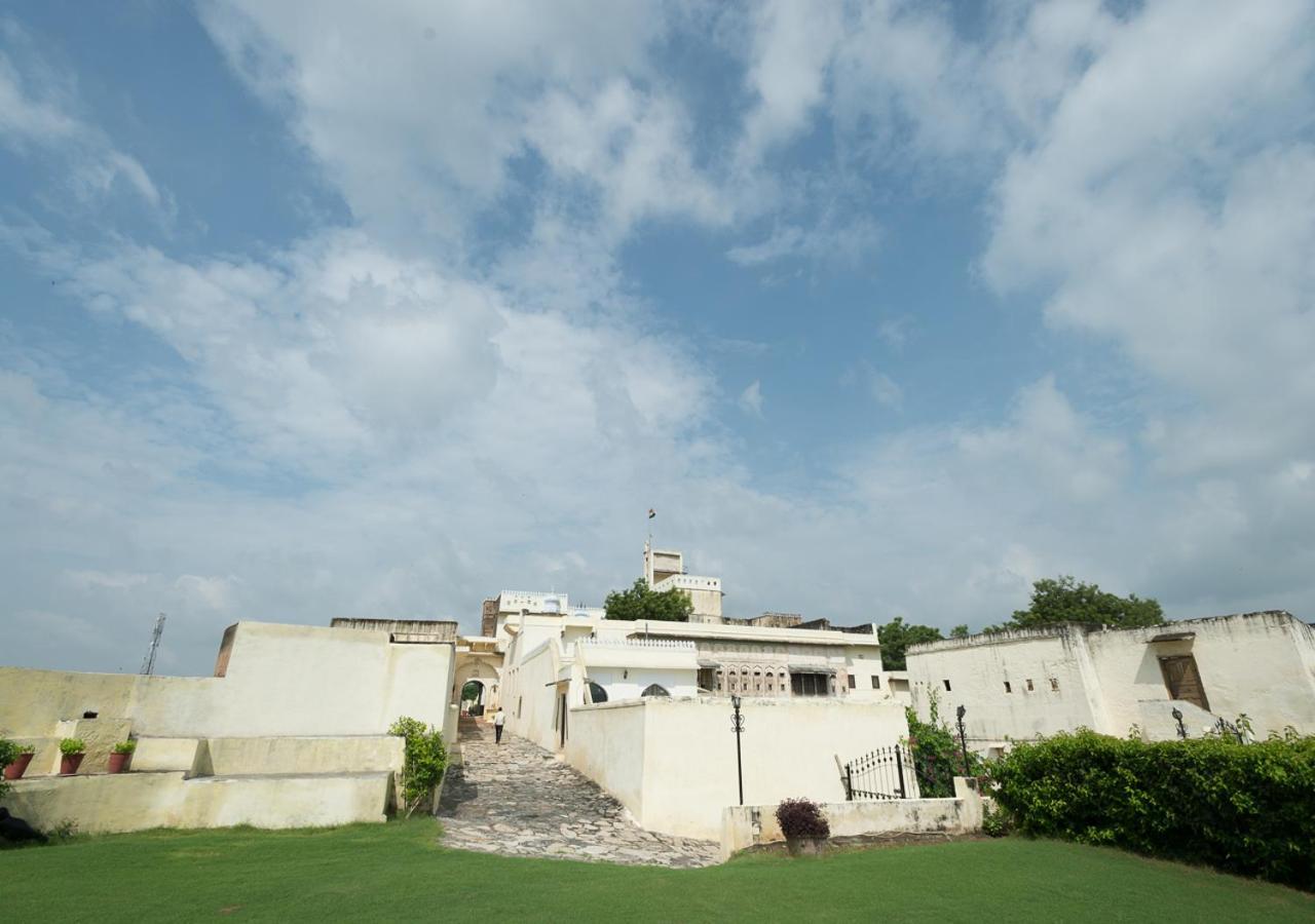 Fort Barli - A 16Th Century Castle Bagian luar foto